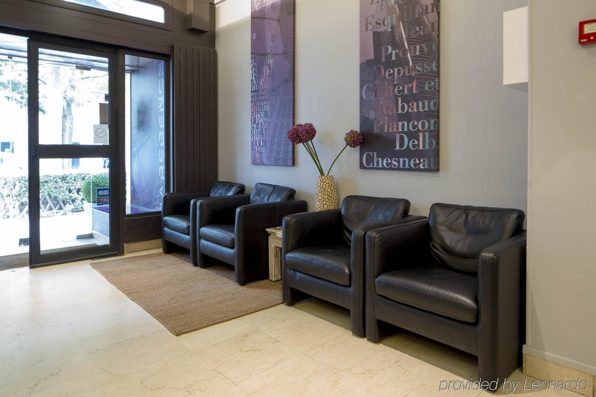 La Regence Hotel Courbevoie Exterior photo