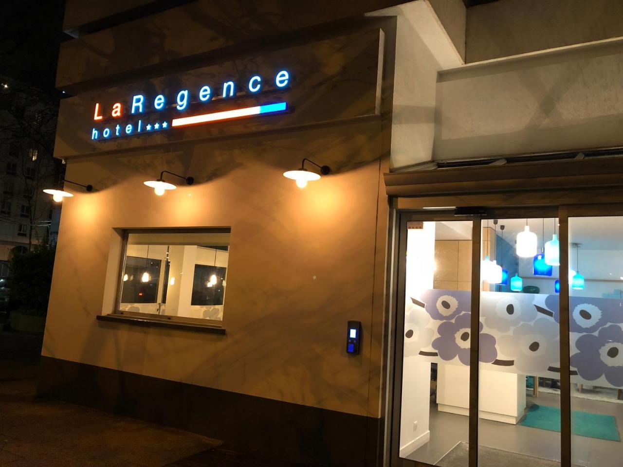 La Regence Hotel Courbevoie Exterior photo